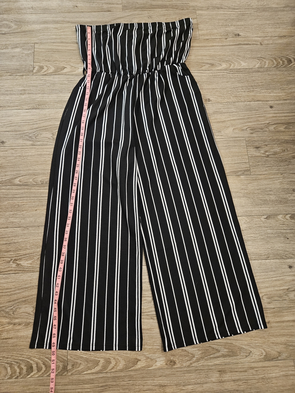 Black & White Vertical Stripe Wide-Leg Jumpsuit with Removable Belt Size 3X - Picture 4 of 6